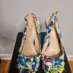 Kelly & Katie Blue Multicolor Floral Slingback Bow Heels